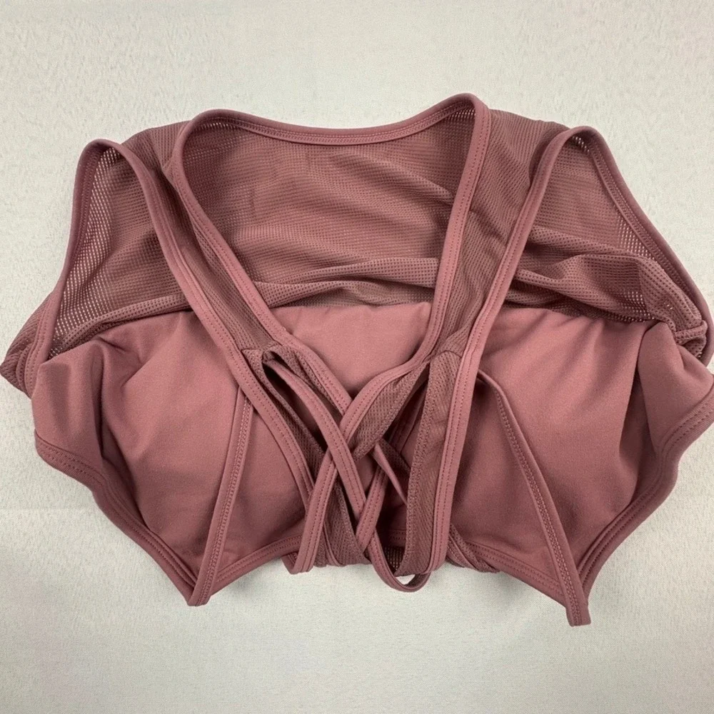 Fabletics Sports Bra Medium Mauve‎ Criss Cross Back Activewear Workout Gym Yoga